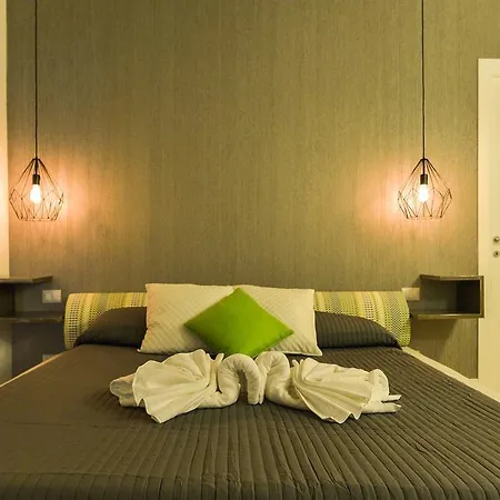 Eve Luxury Pantheon Apartment