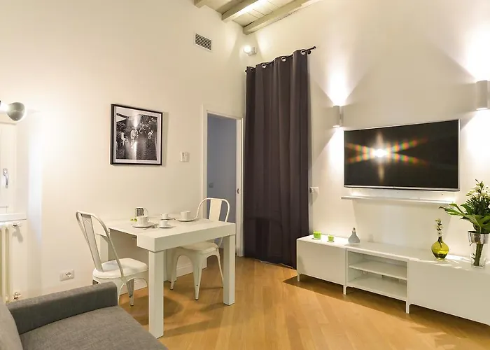 Eve Luxury Pantheon * Rom